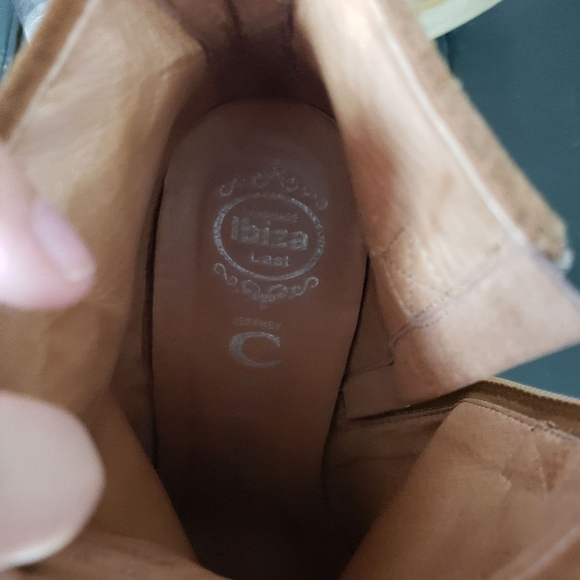 Jeffrey Campbell City Slick Women's 7 Tan Ankle Booties Gold Horse Bit Buckle - Picture 10 of 12